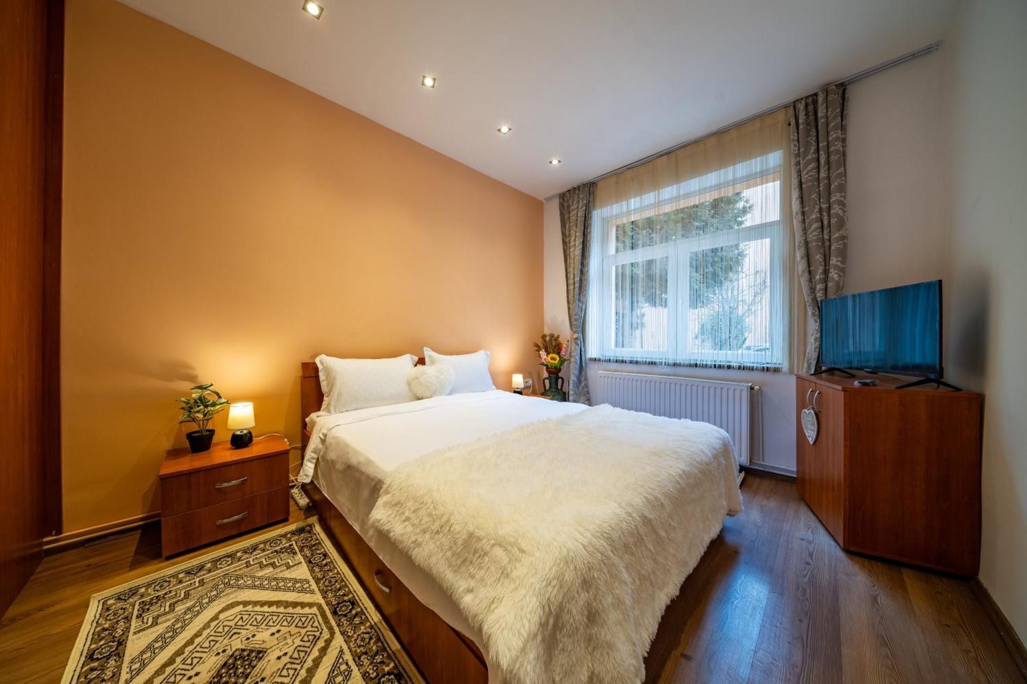 John Residence Apartment Brasov With Parking Option المظهر الخارجي الصورة