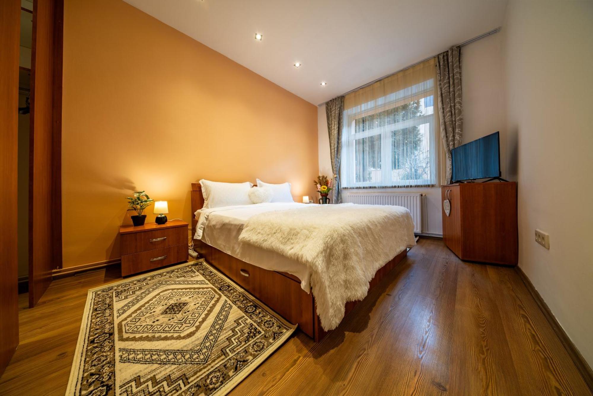 John Residence Apartment Brasov With Parking Option المظهر الخارجي الصورة